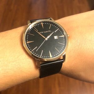 Vince camuto Black watch